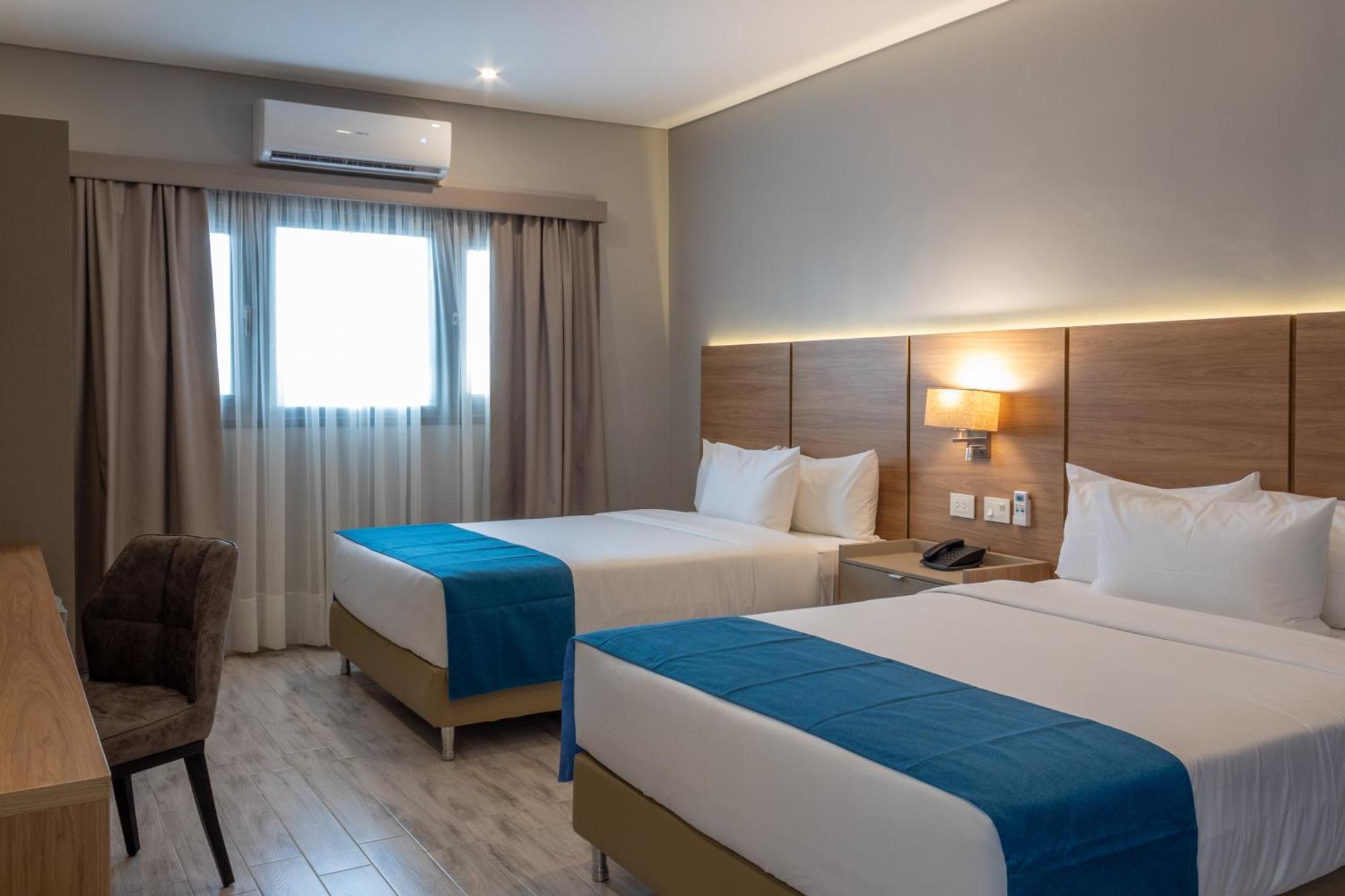 Tryp By Wyndham Asuncion Hotell Eksteriør bilde
