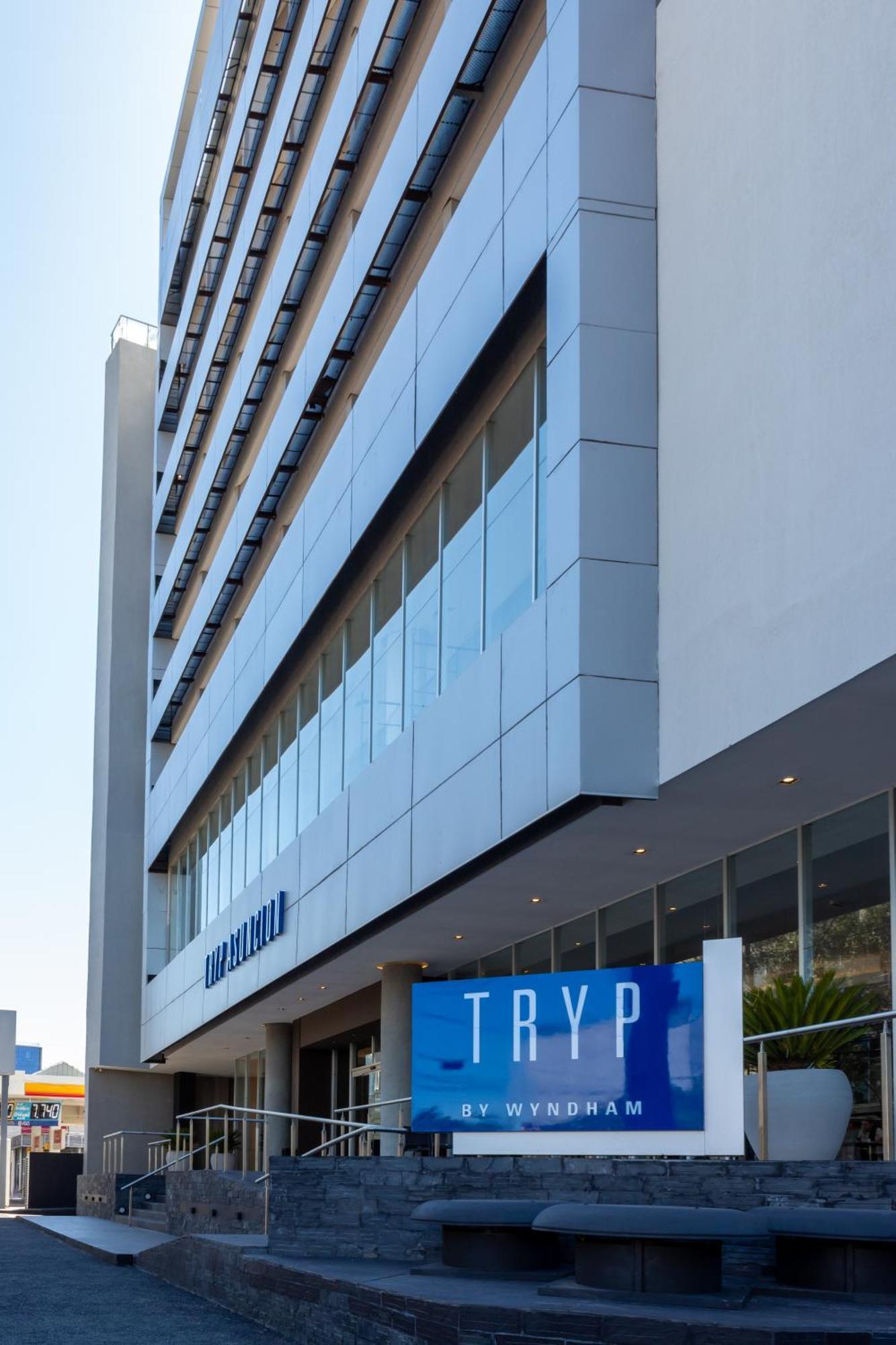Tryp By Wyndham Asuncion Hotell Eksteriør bilde