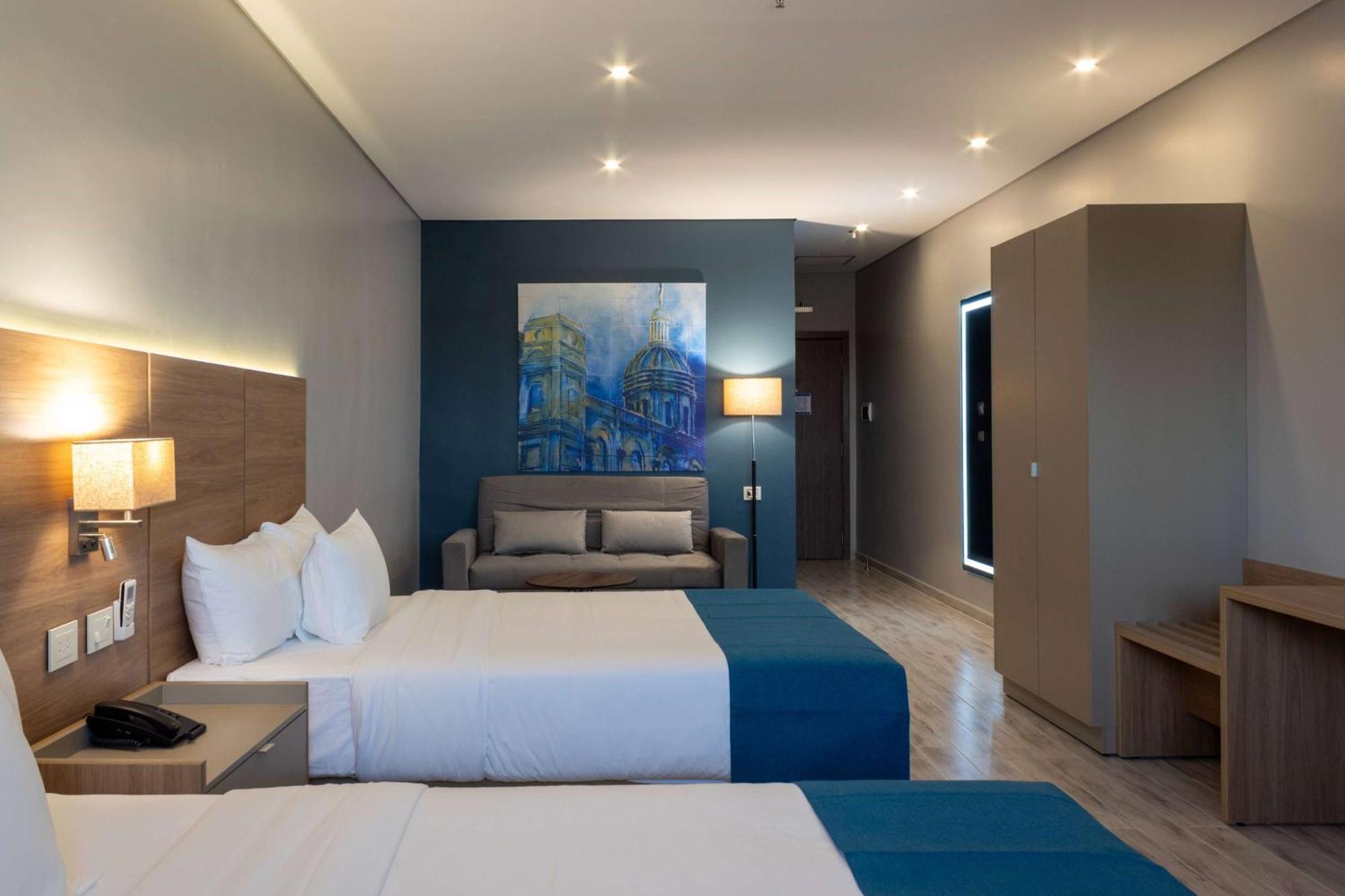 Tryp By Wyndham Asuncion Hotell Eksteriør bilde