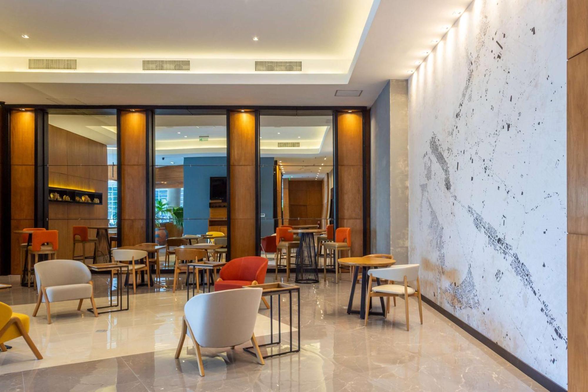 Tryp By Wyndham Asuncion Hotell Eksteriør bilde