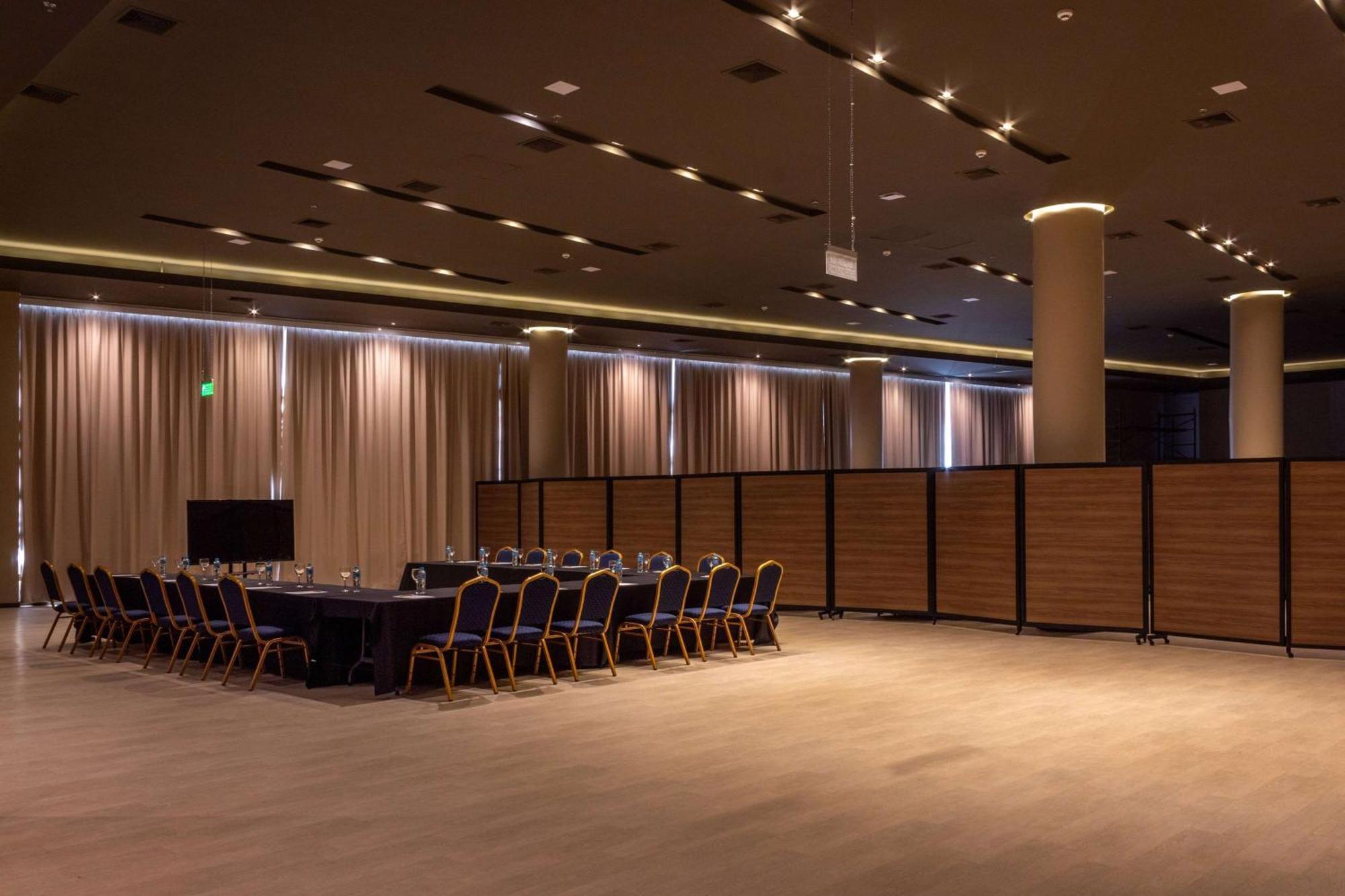 Tryp By Wyndham Asuncion Hotell Eksteriør bilde