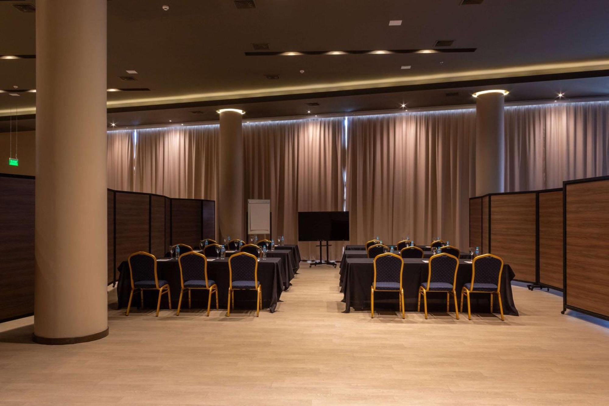 Tryp By Wyndham Asuncion Hotell Eksteriør bilde